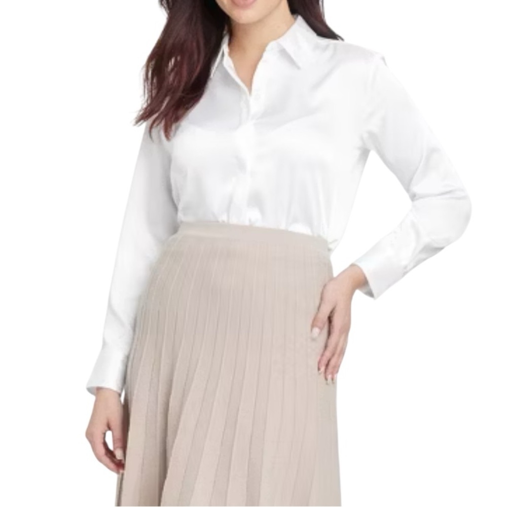 A New Day White Long Sleeve Collared Satin Button-Down Shirt - Size XS